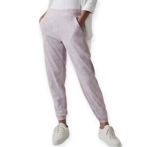 Athleta Brooklyn Camo Lined Jogger Lux Shasta Purple 8